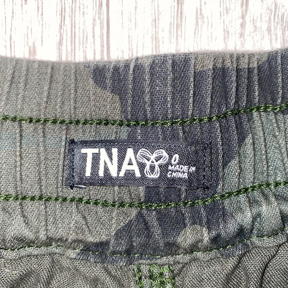 TNA Dark Camouflage Alix Jogger - Picture 2 of 2